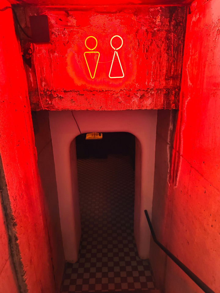 1702602930279489.jpg 公厕2 (2).jpg